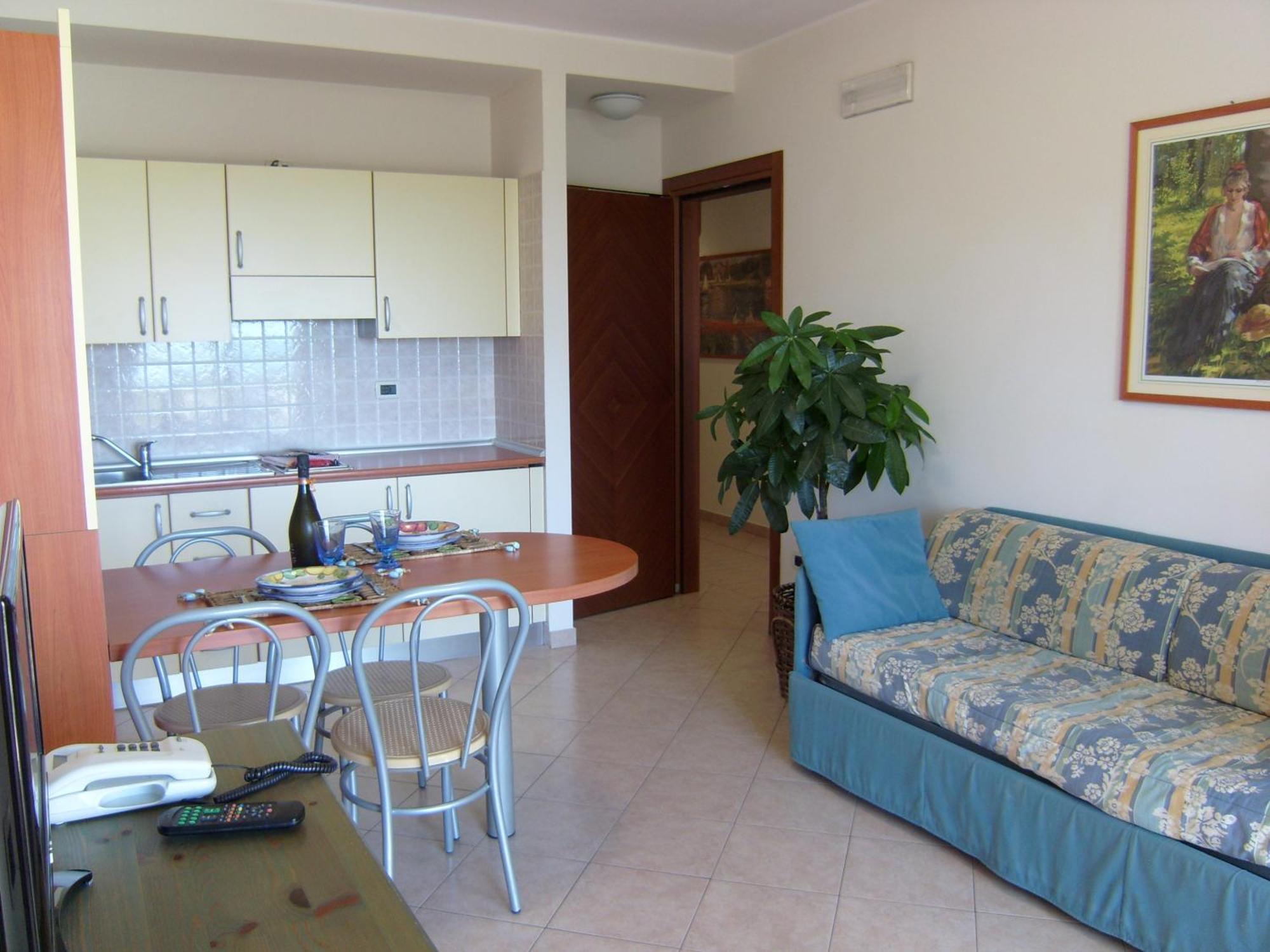 Residence Torre Del Mar Alba Adriatica Rum bild